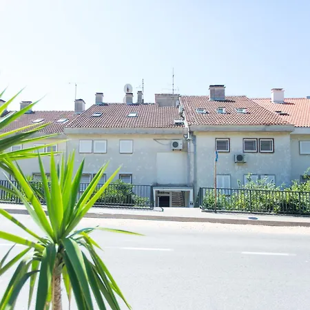 Large & Spacious With Fantastic Views