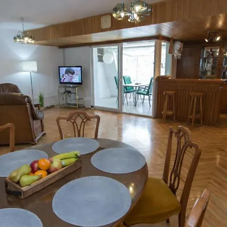Apartmán Large & Spacious With Fantastic Views *