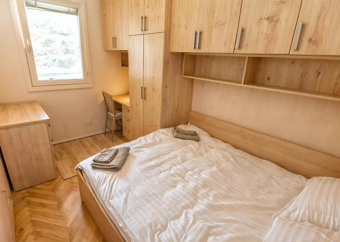 Apartman Large & Spacious With Fantastic Views